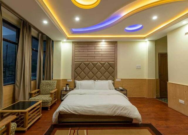 Imagen de la habitación del Hotel Dee Grand Marq. Foto 23