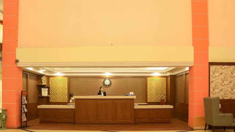 Imagen de los interiores del Hotel Dee Marks and Resorts. Foto 18