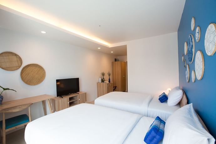 Imagen de la habitación del Hotel DeeProm Pattaya Hotel. Foto 3