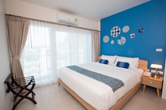 Imagen de la habitación del Hotel DeeProm Pattaya Hotel. Foto 9