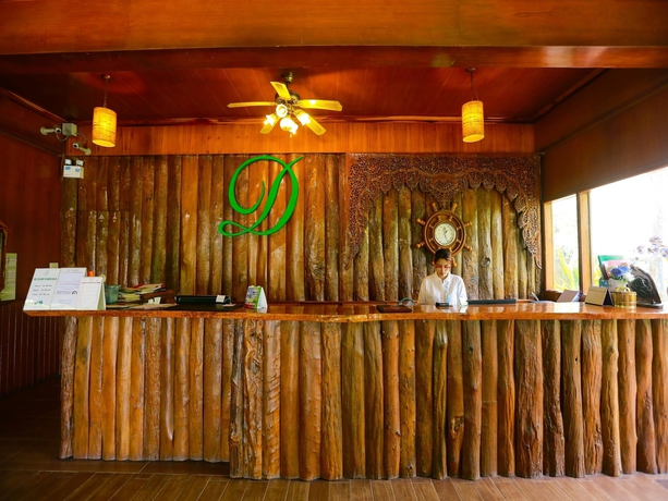 Imagen de los interiores del Hotel Deeden Pattaya Resort. Foto 18