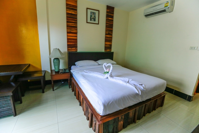 Imagen de la habitación del Hotel Deeden Pattaya Resort. Foto 7