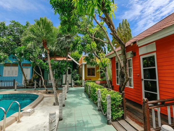Imagen de la habitación del Hotel Deeden Pattaya Resort. Foto 10
