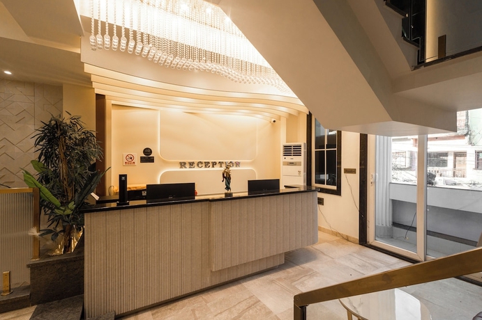 Imagen de los interiores del Hotel Deep. Foto 13