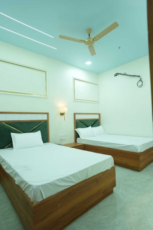 Imagen de la habitación del Hotel Deep Palace Inn. Foto 3