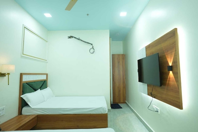 Imagen de la habitación del Hotel Deep Palace Inn. Foto 8