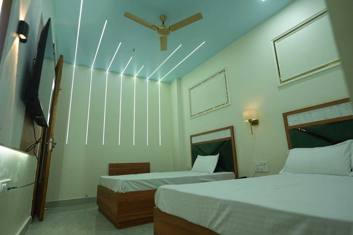 Imagen de la habitación del Hotel Deep Palace Inn. Foto 11