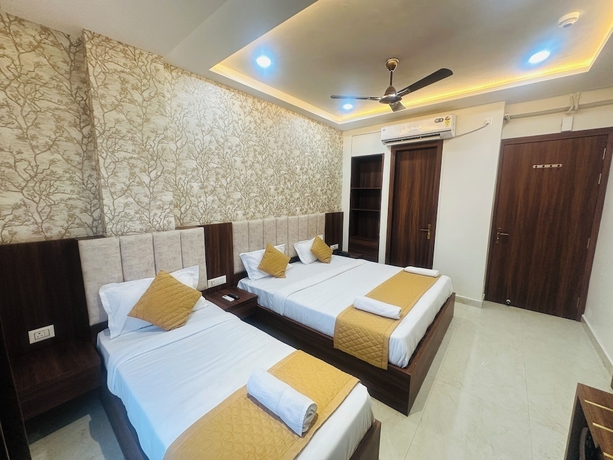 Imagen de la habitación del Hotel Deep Palace, Varanasi. Foto 11