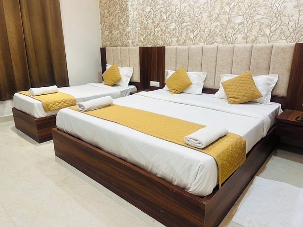 Imagen de la habitación del Hotel Deep Palace, Varanasi. Foto 12
