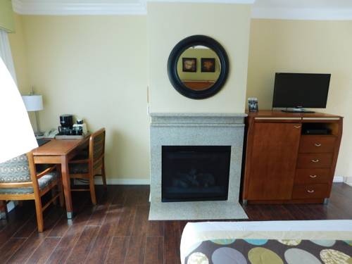 Imagen de la habitación del Hotel Deer Haven Inn. Foto 12