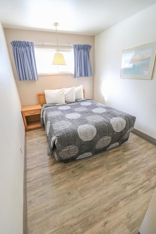 Imagen de la habitación del Hotel Deer Lodge Motel. Foto 3