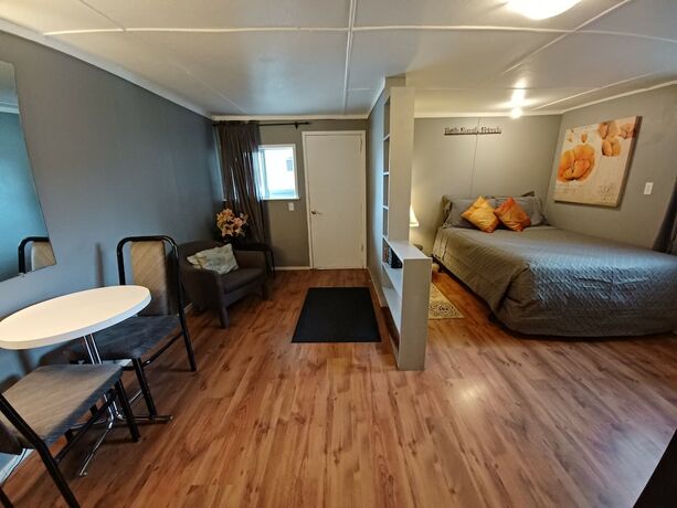 Imagen general del Hotel Deerview Lodge and Cabins - Princeton BC. Foto 5