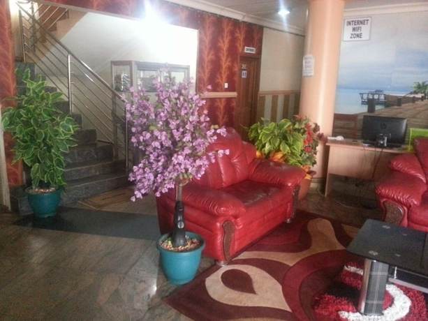 Imagen de los interiores del Hotel Definite Destiny Asaba. Foto 19