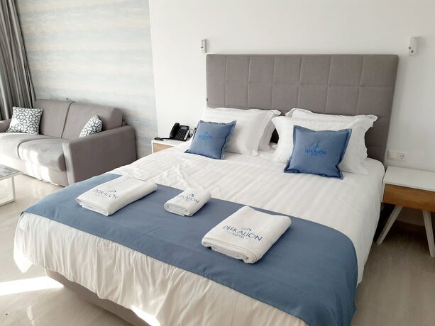 Imagen de la habitación del Hotel Defkalion. Foto 18