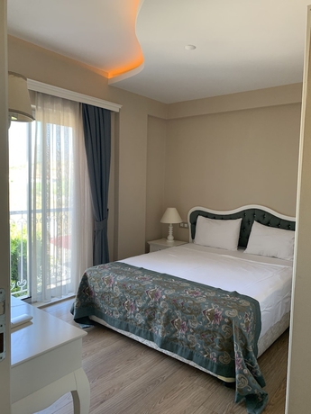 Imagen de la habitación del Hotel Defne Beach. Foto 3
