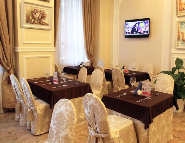 Imagen de los interiores del Hotel Degas. Foto 18