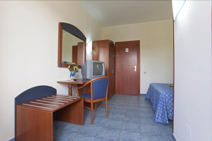 Imagen de la habitación del Hotel Degli Angeli. Foto 13