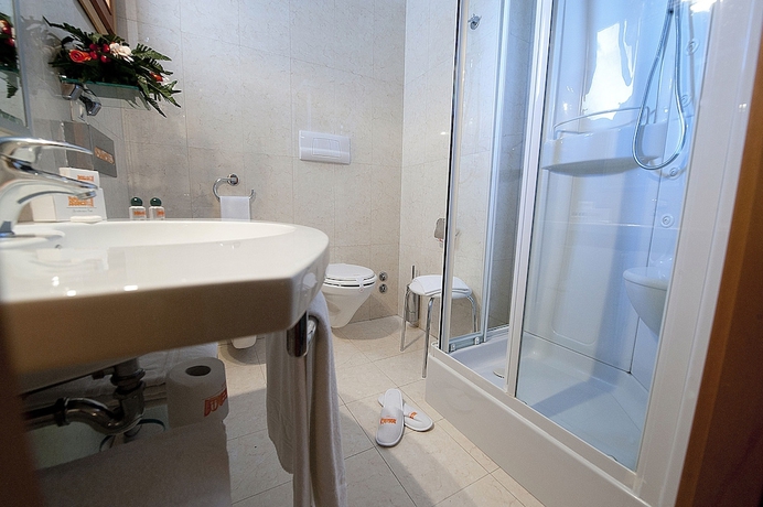 Imagen de la habitación del Hotel Degli Aranci, Vieste. Foto 3