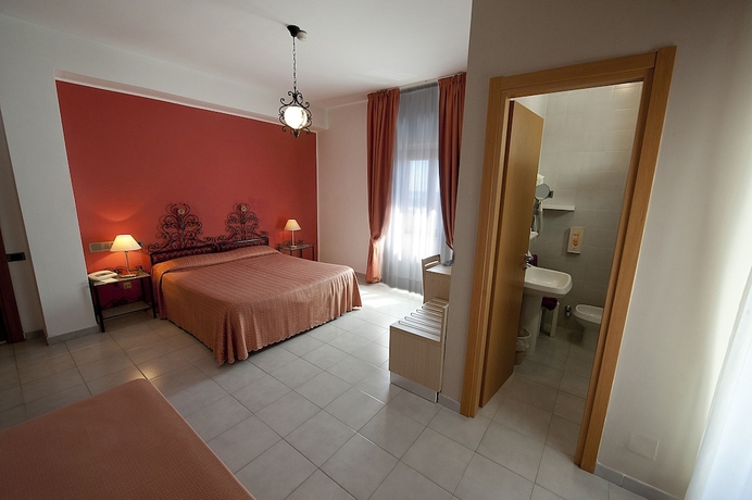 Imagen de la habitación del Hotel Degli Aranci, Vieste. Foto 5