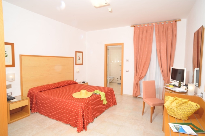 Imagen de la habitación del Hotel Degli Aranci, Vieste. Foto 10