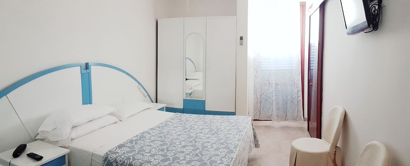 Imagen de la habitación del Hotel Degli Ulivi, Castro. Foto 5