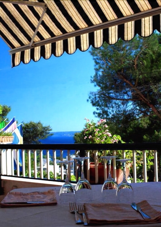 Imagen de los exteriores del Hotel Degli Ulivi, Castro. Foto 13