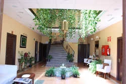 Imagen de los interiores del Hotel Dehesilla. Foto 6