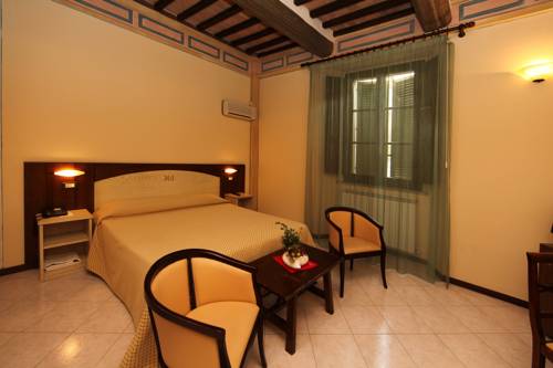 Imagen de la habitación del Hotel Dei Capitani. Foto 3