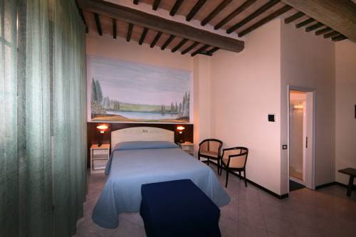 Imagen de la habitación del Hotel Dei Capitani. Foto 9