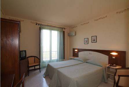 Imagen de la habitación del Hotel Dei Capitani. Foto 12