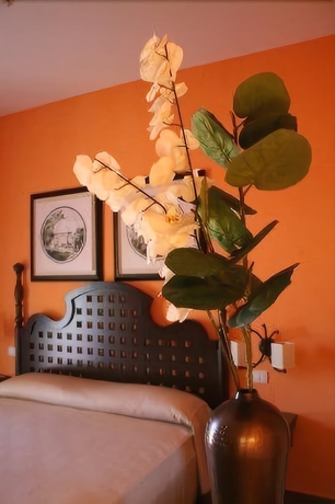 Imagen de la habitación del Hotel Dei Coloniali. Foto 4