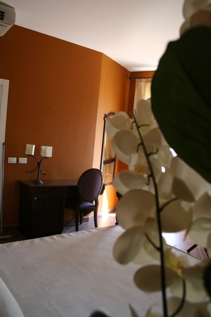 Imagen de la habitación del Hotel Dei Coloniali. Foto 15