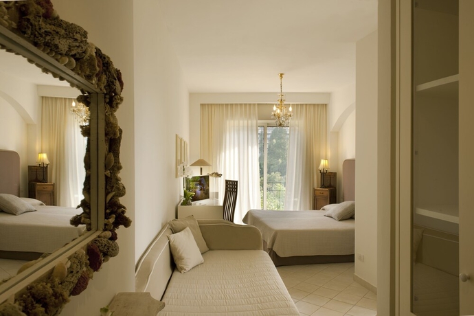 Imagen de la habitación del Hotel Dei Congressi, Castellammare di Stabia. Foto 6