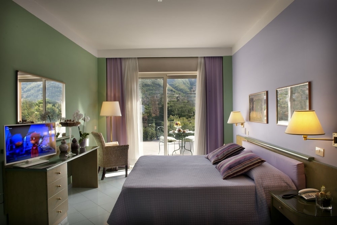 Imagen de la habitación del Hotel Dei Congressi, Castellammare di Stabia. Foto 7