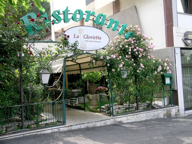 Imagen de los exteriores del Hotel Dei Congressi, EUR. Foto 11