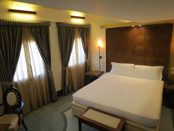 Imagen de la habitación del Hotel Dei Dragomanni. Foto 2