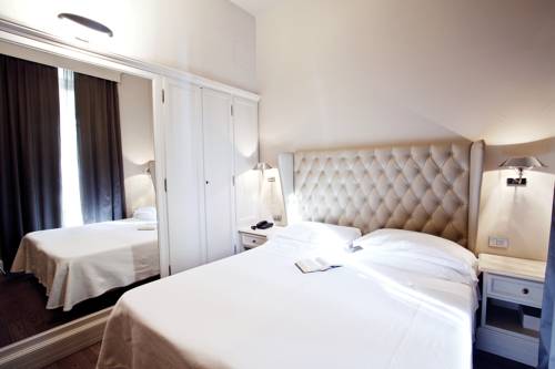 Imagen de la habitación del Hotel Dei Fiori, Alassio. Foto 5