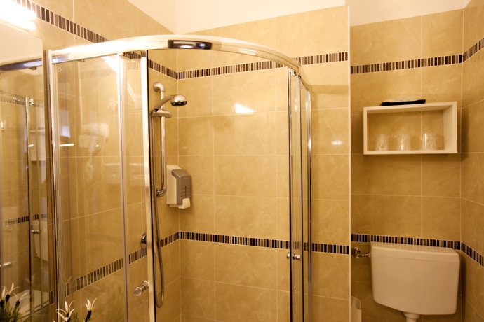 Imagen de la habitación del Hotel Dei Fiori, Milán. Foto 4