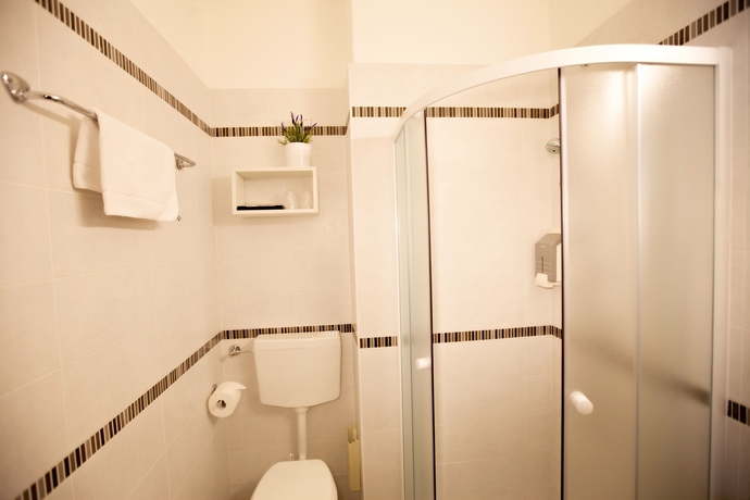 Imagen de la habitación del Hotel Dei Fiori, Milán. Foto 14