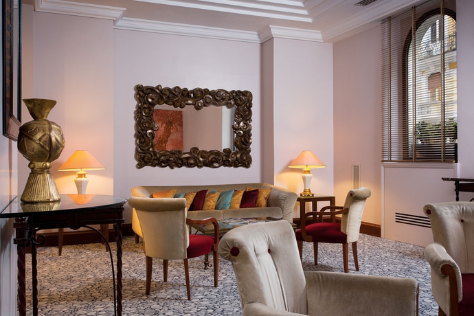 Imagen de los interiores del Hotel Dei Mellini. Foto 10