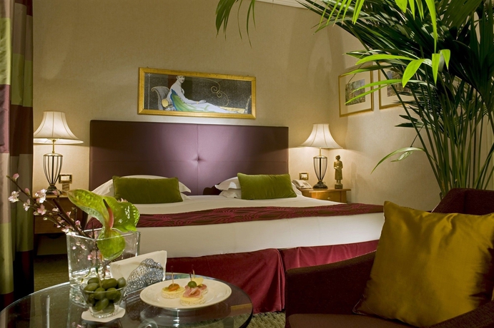 Imagen de la habitación del Hotel Dei Mellini. Foto 4