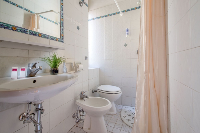 Imagen de la habitación del Hotel Dei Mille. Foto 10