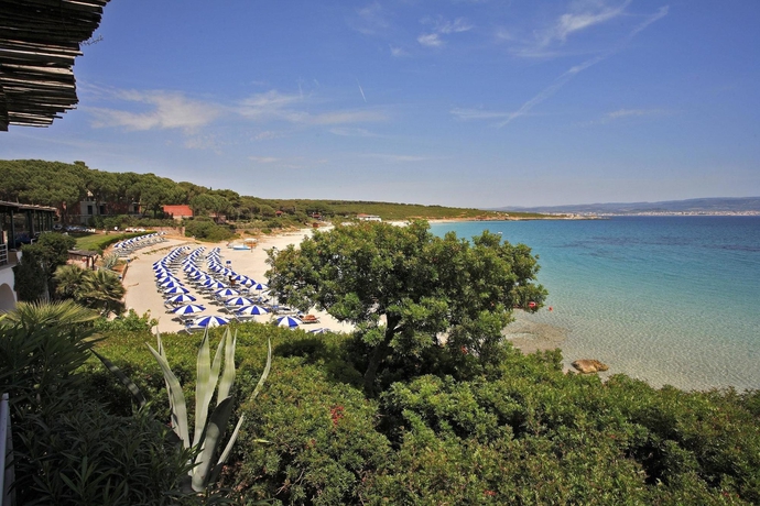Imagen de los exteriores del Hotel Dei Pini, Alghero. Foto 6