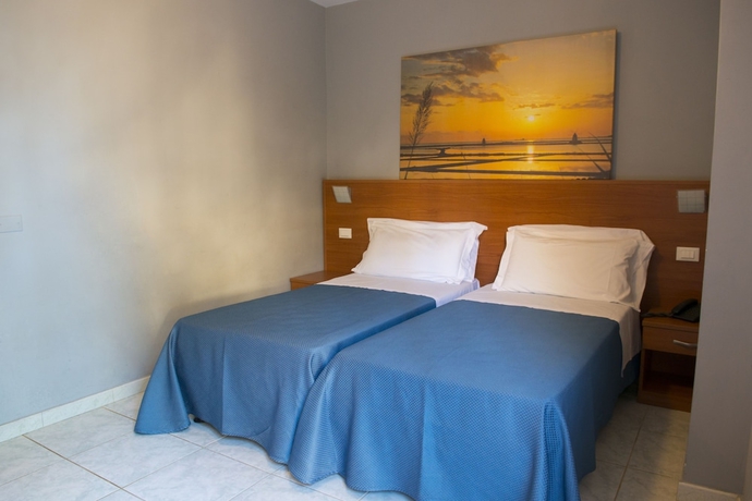 Imagen de la habitación del Hotel Dei Pini, Porto Empedocle. Foto 3