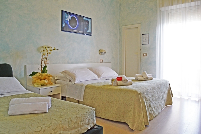 Imagen de la habitación del Hotel Dei Platani, Rimini. Foto 8