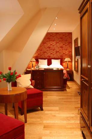 Imagen de la habitación del Hotel Deidesheimer Hof. Foto 9