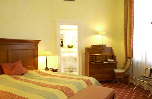 Imagen de la habitación del Hotel Deidesheimer Hof. Foto 11
