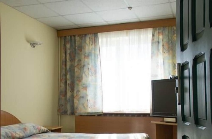 Imagen de la habitación del Hotel Deima. Foto 8