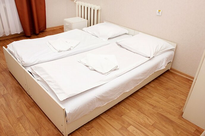 Imagen de la habitación del Hotel Deima. Foto 12