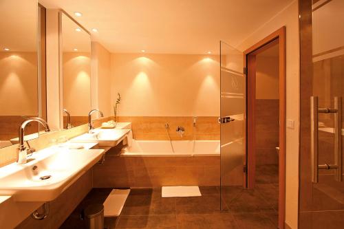 Imagen de la habitación del Hotel Deimann. Foto 3